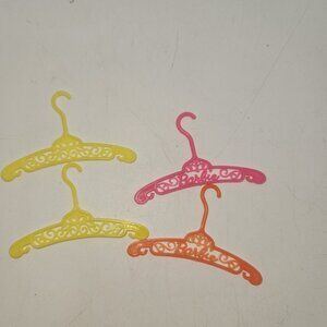 VTG Filigree Plastic Barbie Hangers Doll Clothes Mod Lot of 4